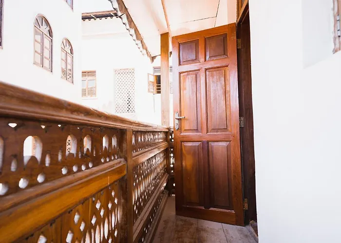 Pet friendly Malindi Deluxe Apartment 1Floor Zanzibar