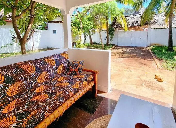 2 Bedrooms Villa - 1 Minute Walk From Beach Nungwi