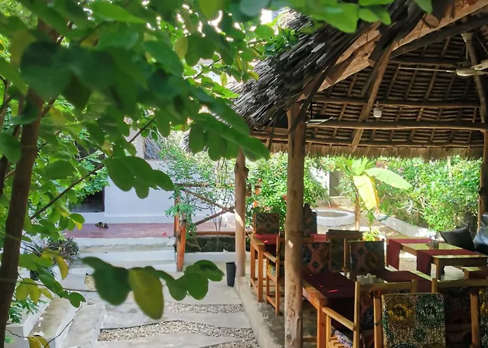 Haustierfreundliches Bed and Breakfast Savi House Nungwi